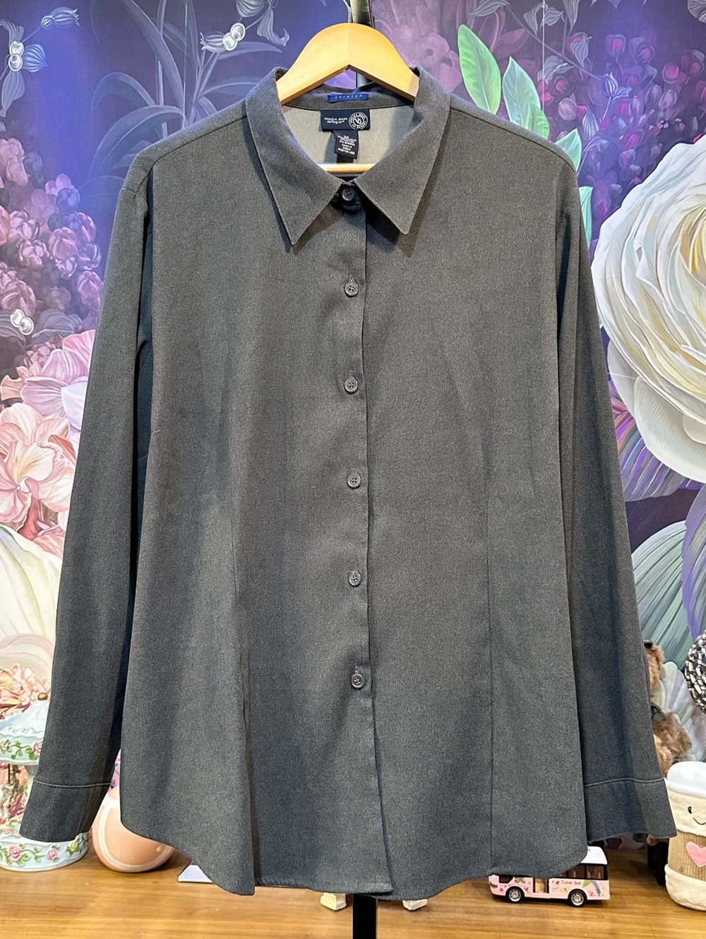 Venezia Jeans 22 Women's Button Front Shirt Stretch Blend Long Sleeve Minimalist